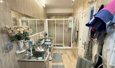 Resale - Villa -
Villamartín - Villamartin