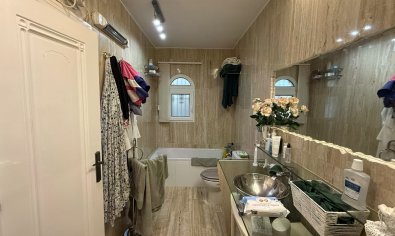 Resale - Villa -
Villamartín - Villamartin