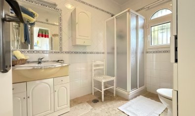 Resale - Villa -
Villamartín - Villamartin
