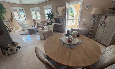 Bestaande bouw - Villa -
Rojales - Lo Pepin