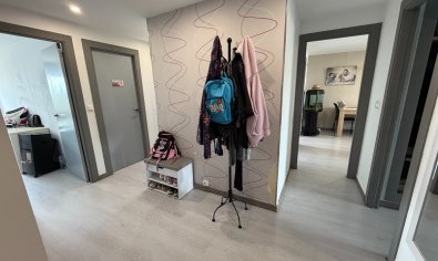 Reventa - Apartamento / piso -
Jacarilla