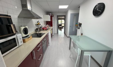 Reventa - Apartamento / piso -
Jacarilla