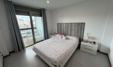 Reventa - Apartamento / piso -
Jacarilla