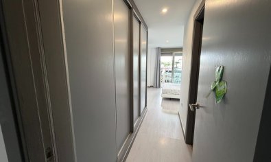 Reventa - Apartamento / piso -
Jacarilla
