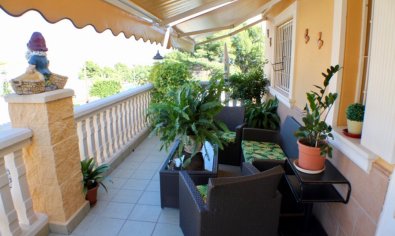 Reventa - Villa -
La Nucía - Urbanisations