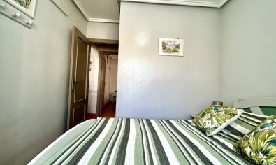 Reventa - Adosado -
Orihuela Costa - Playa Flamenca