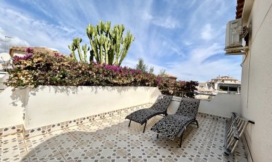 Reventa - Adosado -
Orihuela Costa - Playa Flamenca