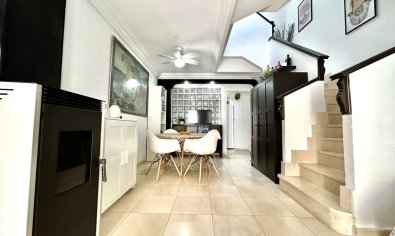 Reventa - Adosado -
Formentera del Segura
