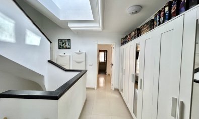 Reventa - Adosado -
Formentera del Segura