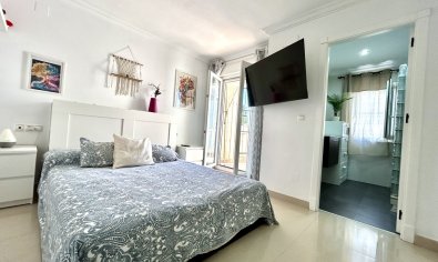 Reventa - Adosado -
Formentera del Segura