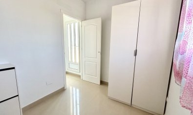 Reventa - Adosado -
Formentera del Segura