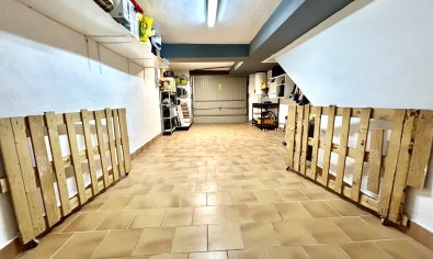 Reventa - Adosado -
Formentera del Segura