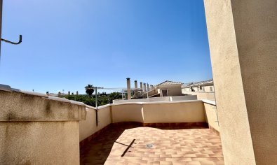 Reventa - Adosado -
Formentera del Segura