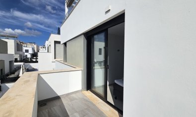 Reventa - Villa -
Villamartín - Villamartin
