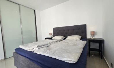 Reventa - Villa -
Villamartín - Villamartin