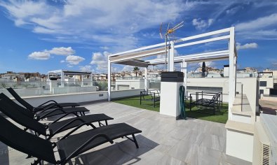 Reventa - Villa -
Villamartín - Villamartin