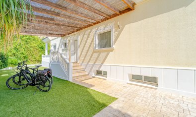 Reventa - Villa -
Alicante - El Campello