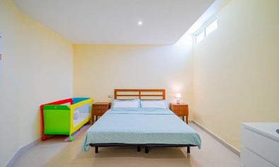 Reventa - Villa -
Alicante - El Campello