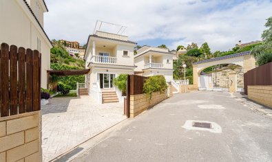 Reventa - Villa -
Alicante - El Campello