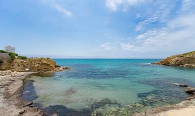Reventa - Villa -
Alicante - El Campello