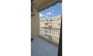 Resale - Apartment -
Torrevieja - Acequion