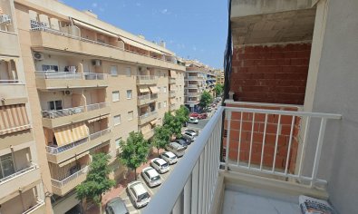 Resale - Apartment -
Torrevieja - Acequion