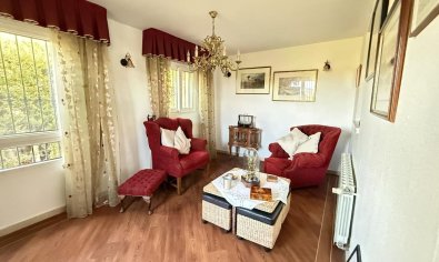 Resale - Villa -
Dehesa De Campoamor - Las Ramblas Golf