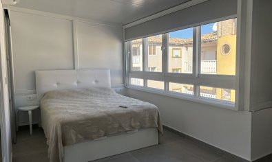 Bestaande bouw - Herenhuis -
Orihuela Costa - La Zenia