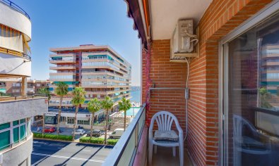 Bestaande bouw - Appartement -
Torrevieja - Playa del Acequión