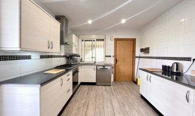 Bestaande bouw - Villa -
Pinar de Campoverde