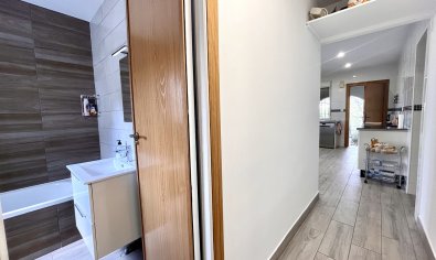 Bestaande bouw - Villa -
Pinar de Campoverde