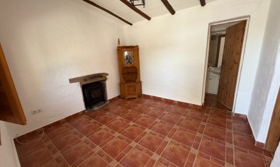 Bestaande bouw - Finca -
Torremendo