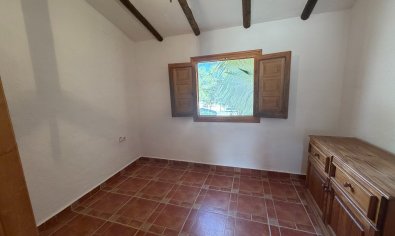 Bestaande bouw - Finca -
Torremendo