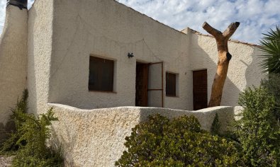 Bestaande bouw - Finca -
Torremendo