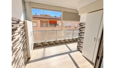 Reventa - Apartamento / piso -
Torrevieja - playa de los naufragos