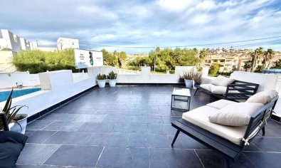 Resale - Villa -
Villamartín - Villamartin