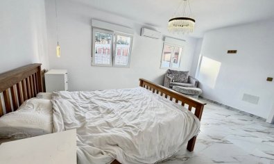 Resale - Villa -
Villamartín - Villamartin