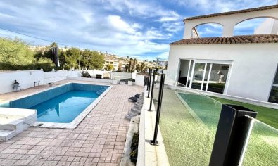 Resale - Villa -
Villamartín - Villamartin