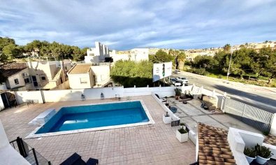 Resale - Villa -
Villamartín - Villamartin