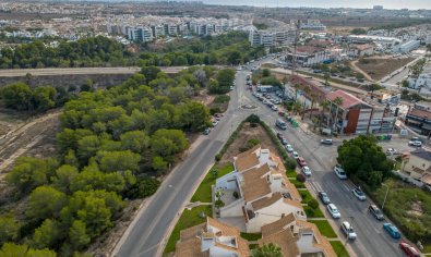 Reventa - Bungalow -
Orihuela Costa - Villamartín