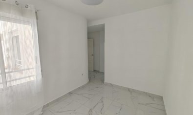 Reventa - Apartamento / piso -
Torrevieja - Acequion