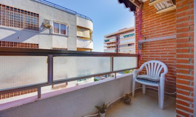 Reventa - Apartamento / piso -
Torrevieja - Playa del Acequión