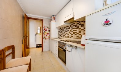 Reventa - Apartamento / piso -
Torrevieja - Playa del Acequión