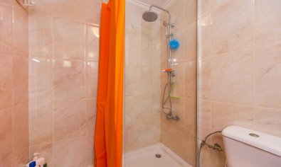 Reventa - Apartamento / piso -
Torrevieja - Playa del Acequión