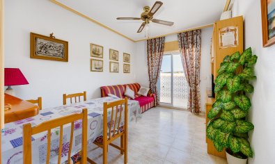 Reventa - Ático -
Torrevieja - Playa del Acequión