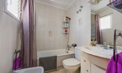Reventa - Ático -
Torrevieja - Playa del Acequión