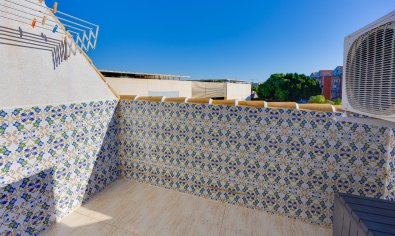 Reventa - Ático -
Torrevieja - Playa del Acequión