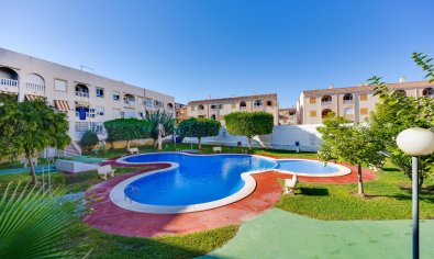 Reventa - Ático -
Torrevieja - Playa del Acequión