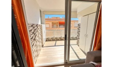 Reventa - Apartamento / piso -
Torrevieja - playa de los naufragos