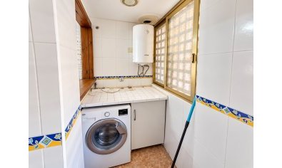 Reventa - Apartamento / piso -
Torrevieja - playa de los naufragos